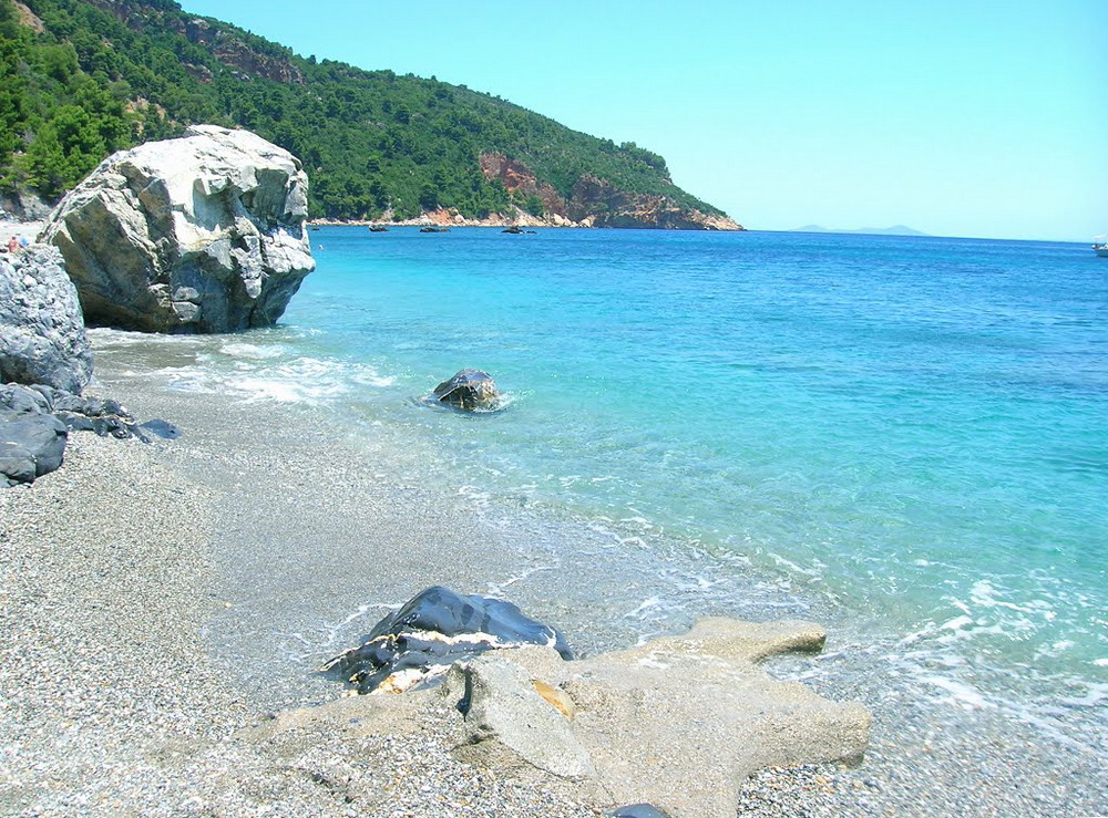  Velanio beach 